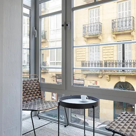 Azoka By Feelfree * San Sebastián
