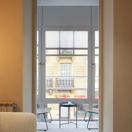 Azoka By Feelfree Apartament